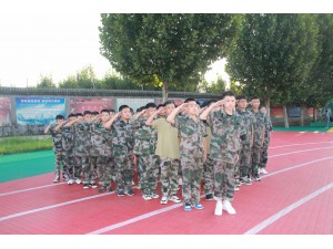 軍訓(xùn)生活